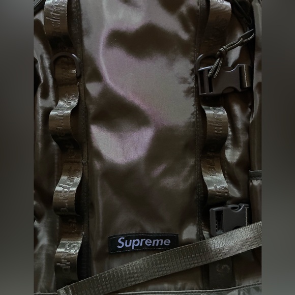 Supreme Dark Green Backpack - Picture 3 of 4
